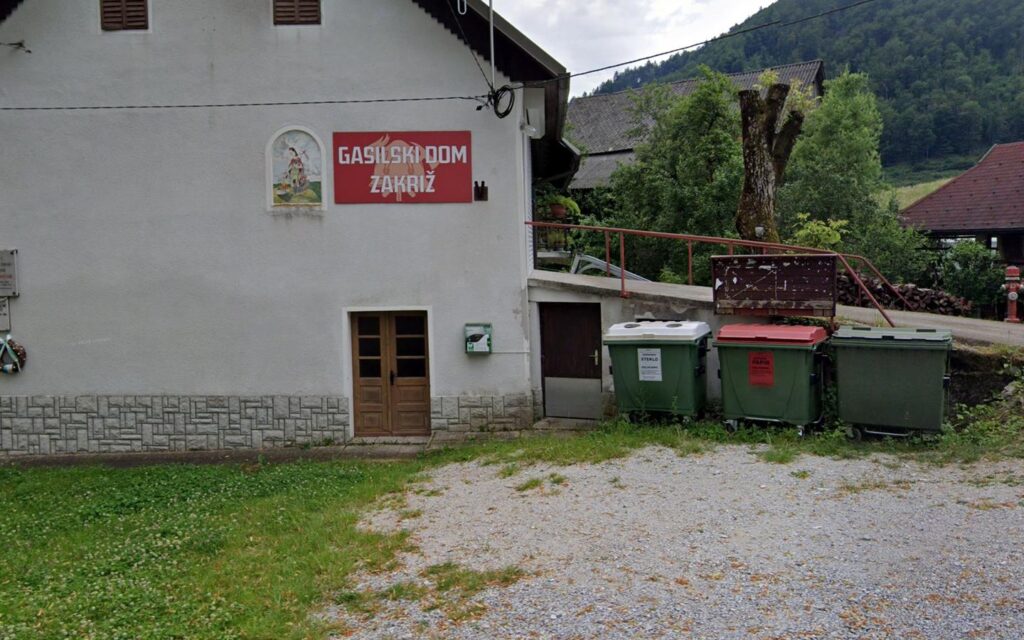 Lokacija Defibrilatorja Preventiv lokacija defibrilatorja v Zakrižu